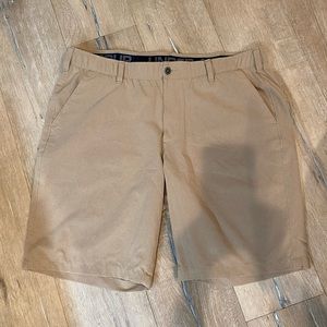 Mens short UA